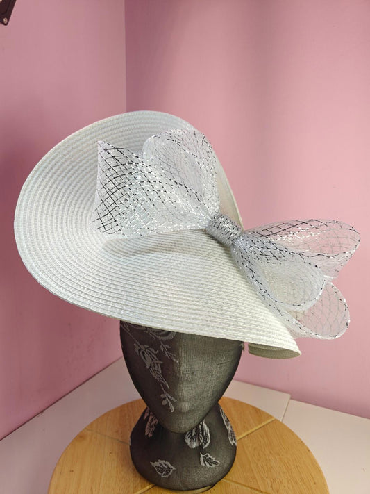 white silver large straw fascinator wedding hat Kentucky Derby Royal Ascot