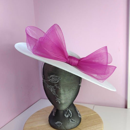white pink large fascinator wedding hat  Kentucky Derby Royal Ascot bow