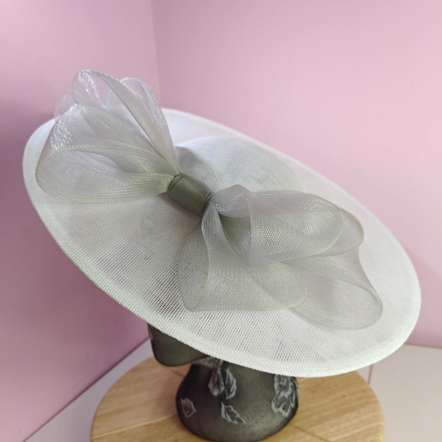white grey large fascinator wedding hat  Kentucky Derby Royal Ascot bow