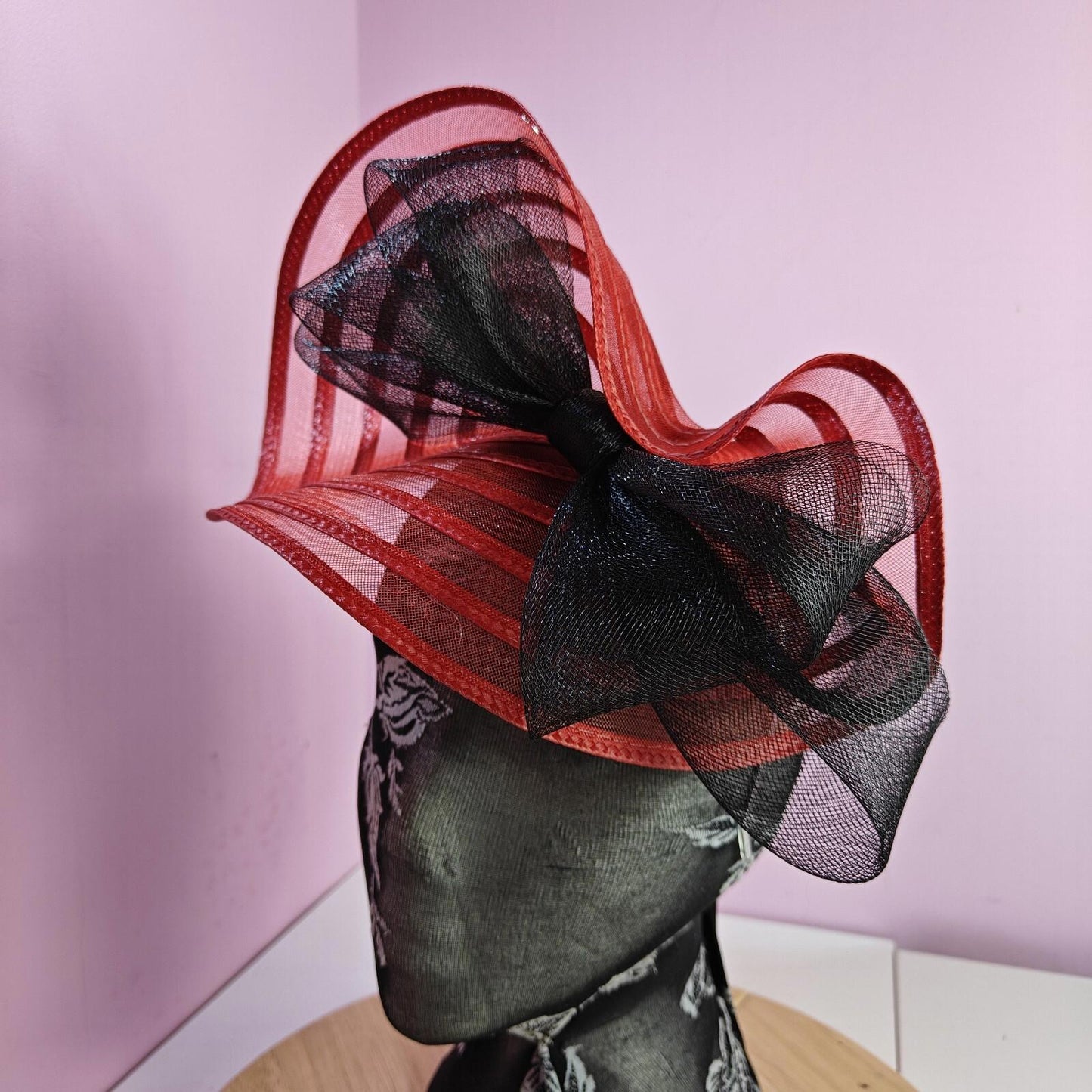 bright red black bow fascinator wedding hat Kentucky Derby Royal Ascot