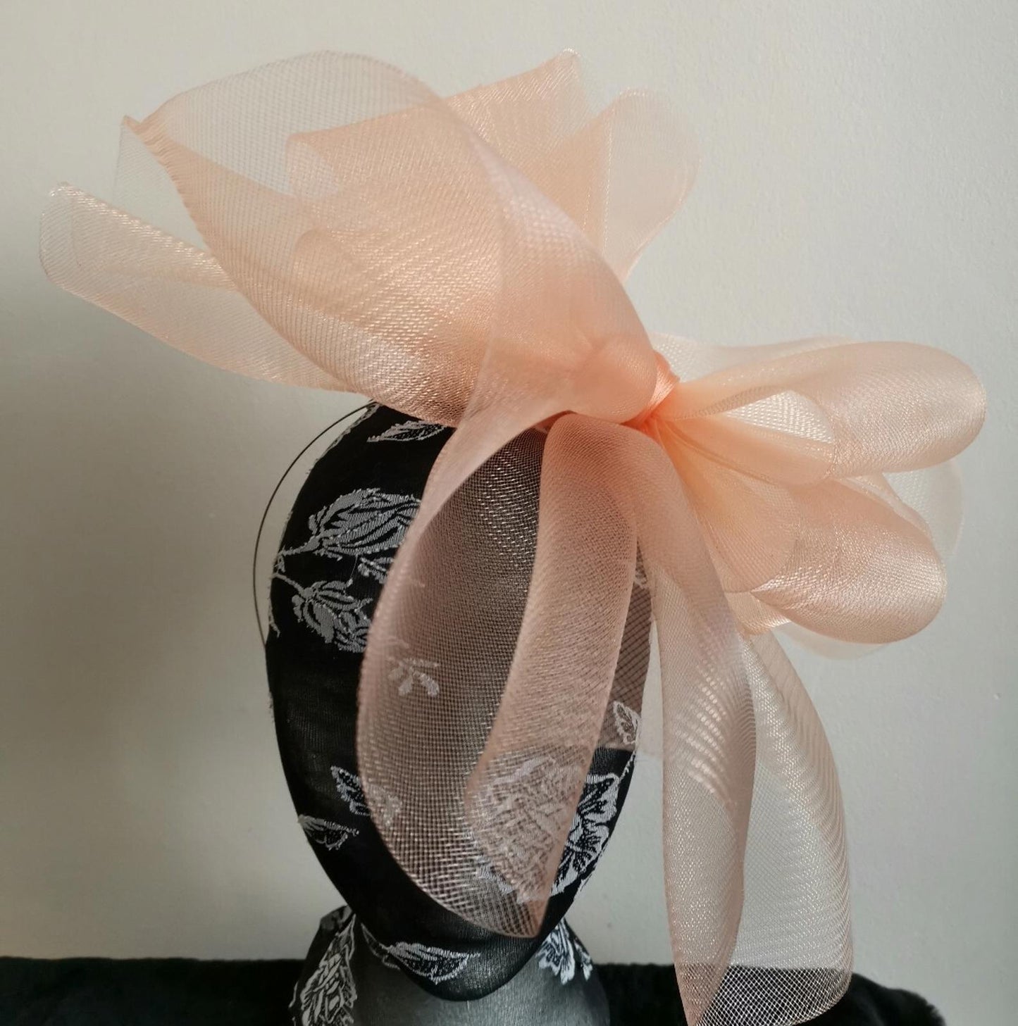 Peach nude coral salmon fascinator millinery burlesque wedding hat hair piece