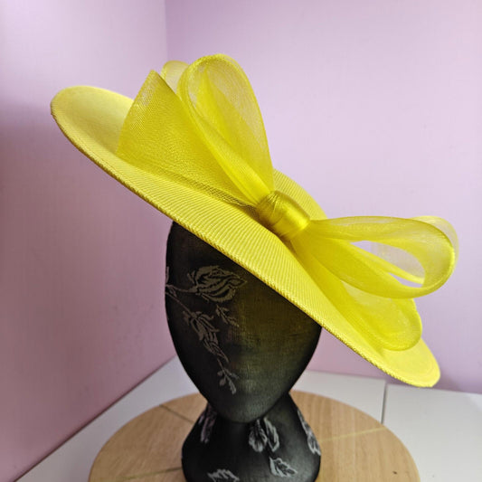 bright yellow large fascinator wedding hat  Kentucky Derby Royal Ascot bow
