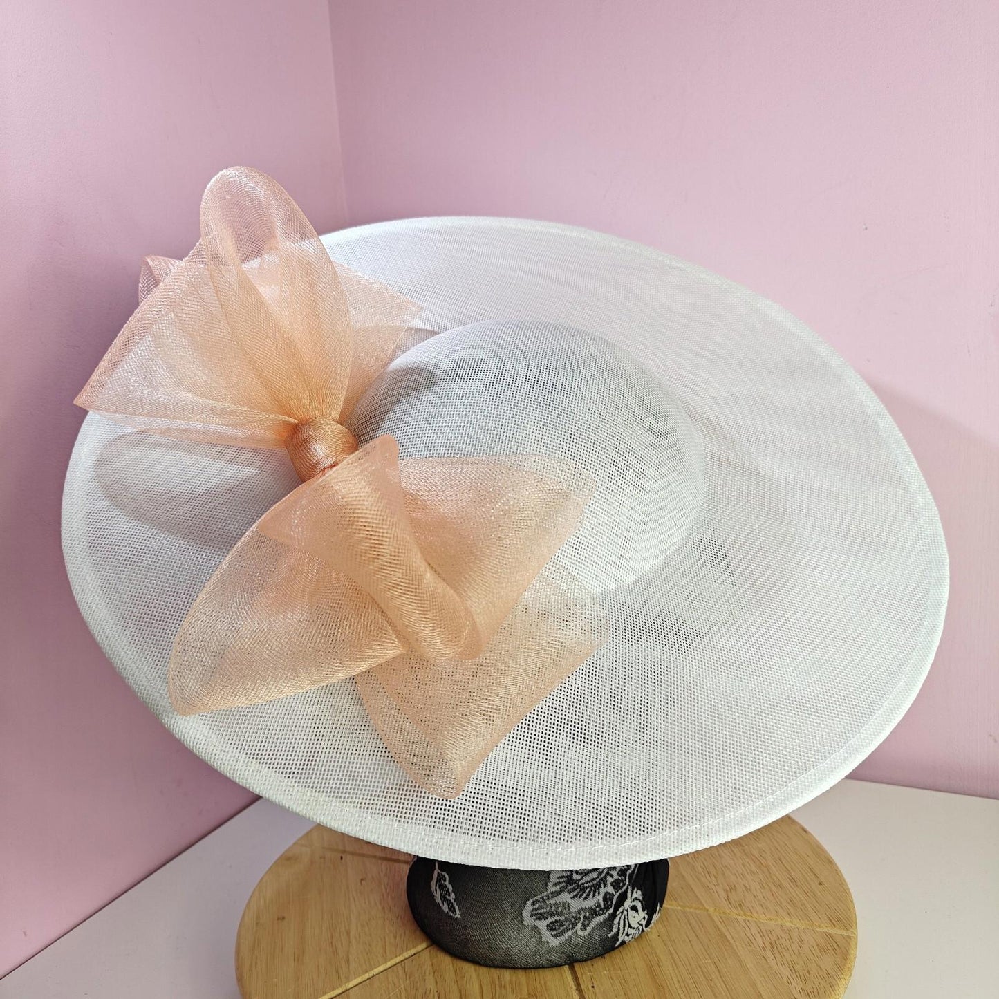 white peach large fascinator wedding hat  Kentucky Derby Royal Ascot bow