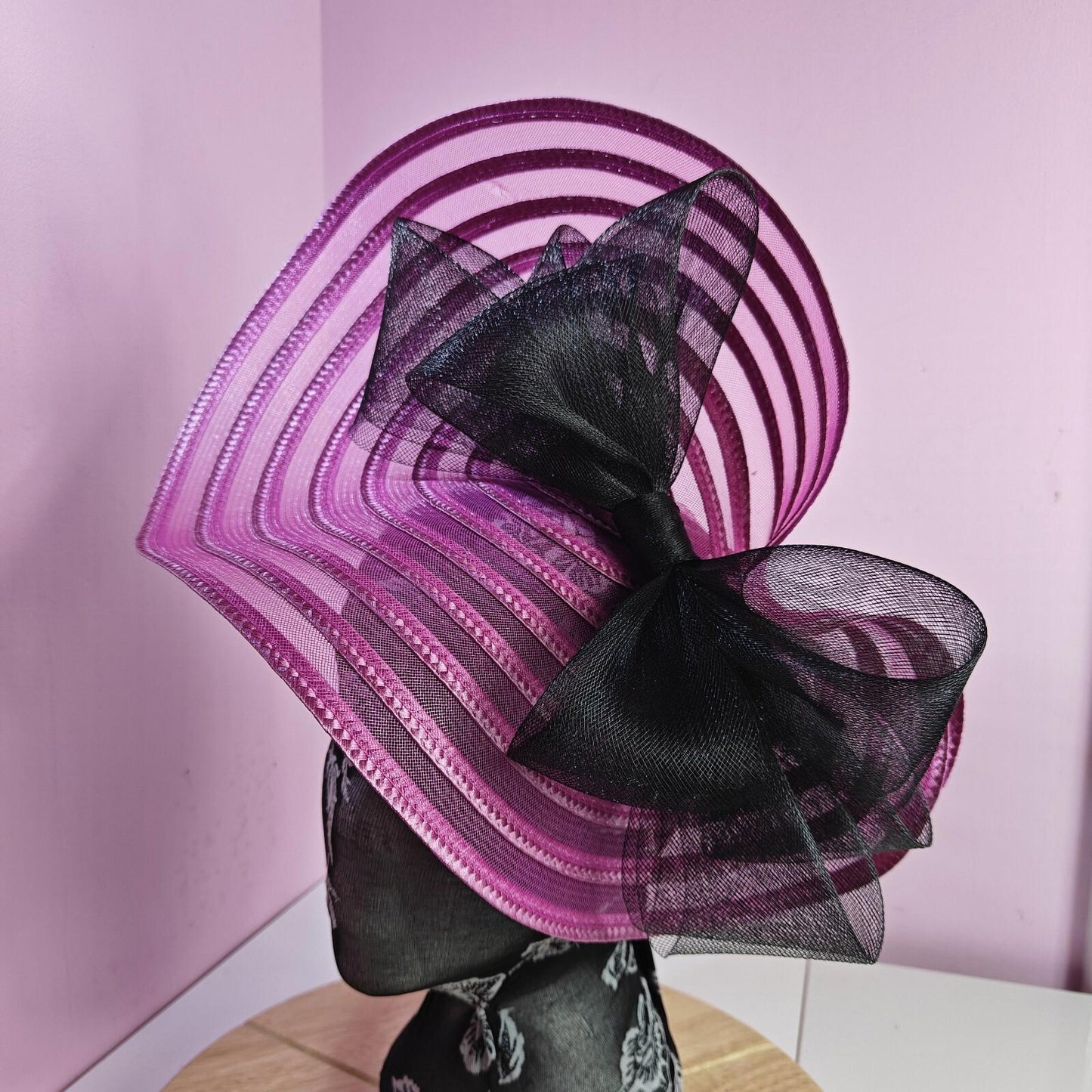 dark pink black bow fascinator millinery wedding hat Kentucky Derby Royal Ascot