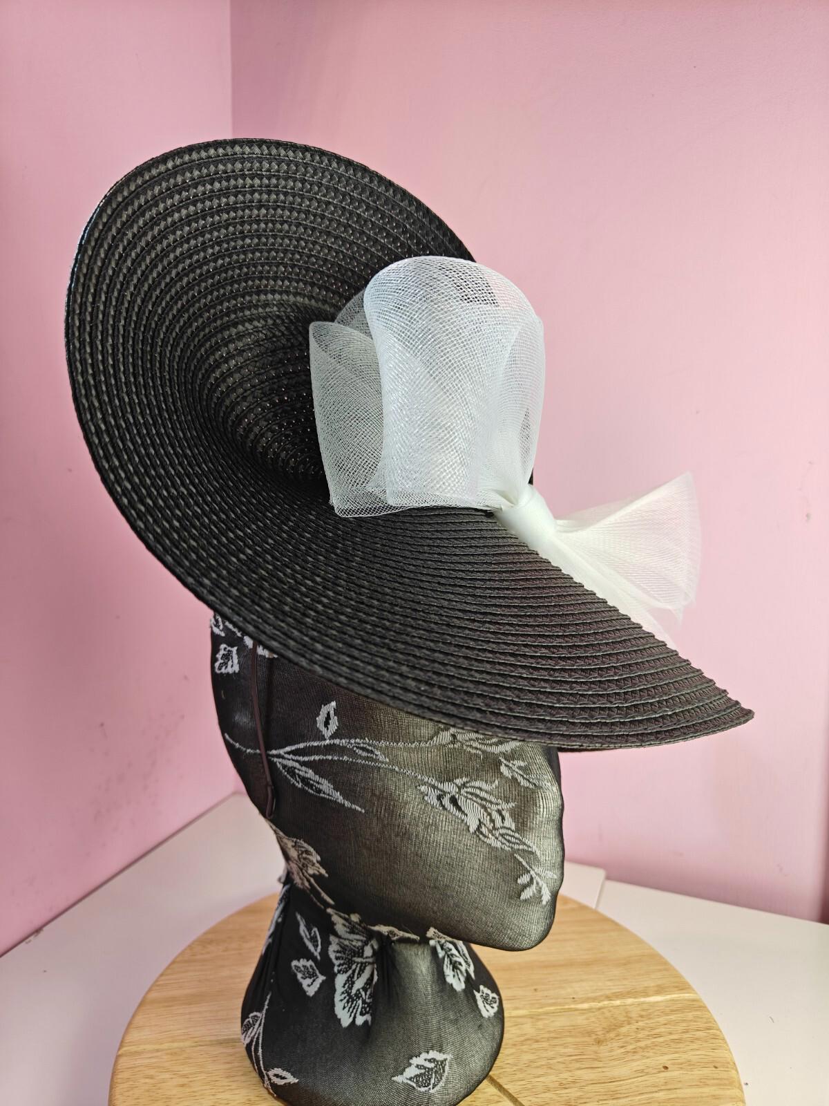 black white large straw fascinator wedding hat Kentucky Derby Royal Ascot