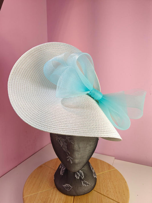 white light blue large straw fascinator wedding hat Kentucky Derby Royal Ascot