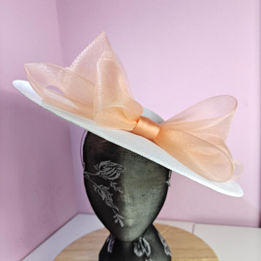 white peach large fascinator wedding hat  Kentucky Derby Royal Ascot bow