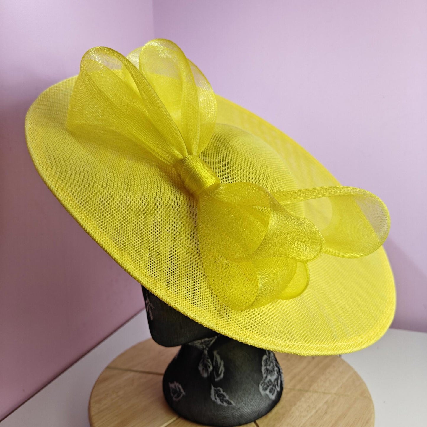 bright yellow large fascinator wedding hat  Kentucky Derby Royal Ascot bow