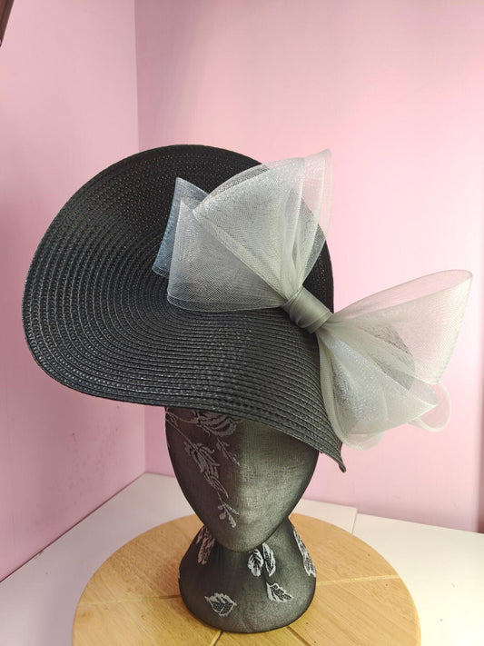 black grey large straw fascinator wedding hat Kentucky Derby Royal Ascot
